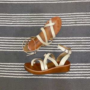 Size 9 Lucky Brand Sandals